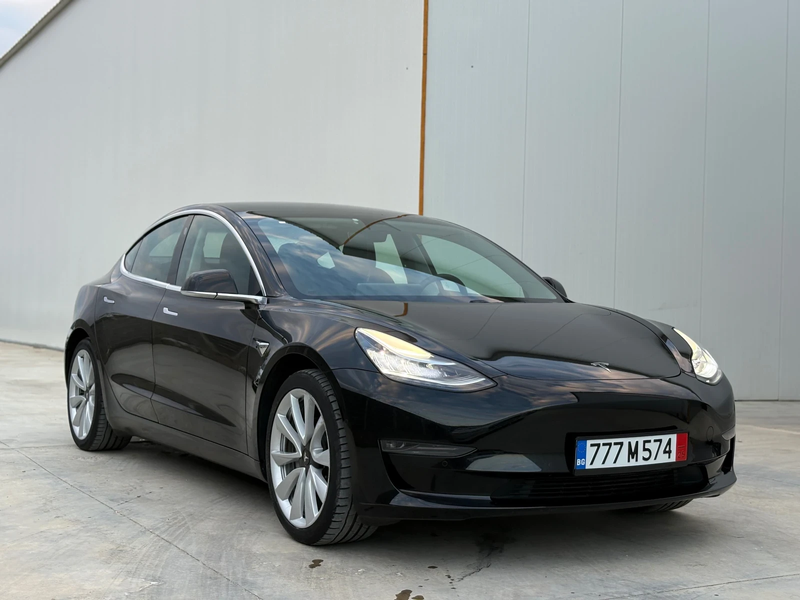 Tesla Model 3 Dual Motor Long Range  | Mobile.bg   1