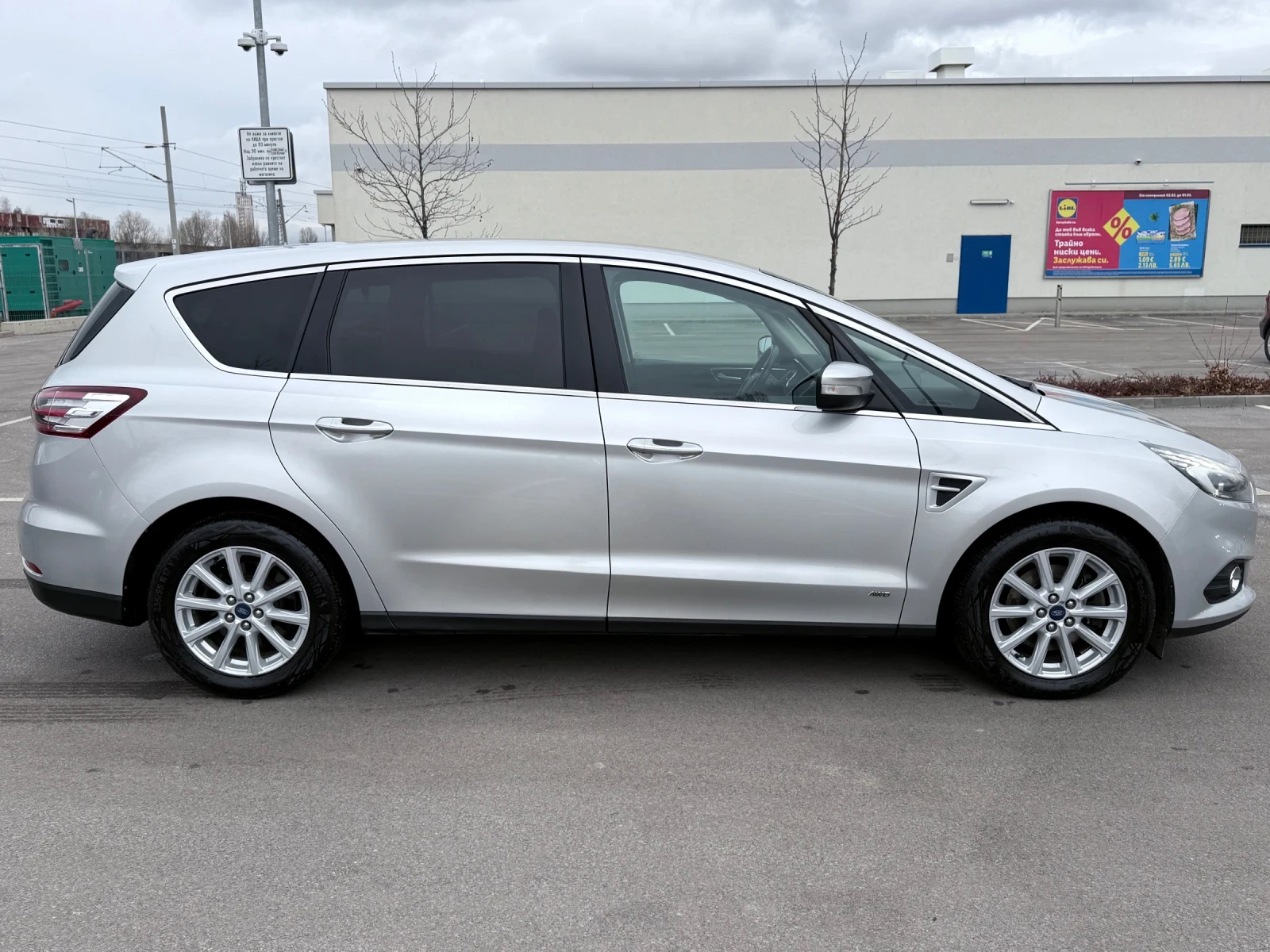 Ford S-Max * AWD* EURO6D* PODGREV* CAMERA* DISTRONIC* CARPLAY - изображение 4