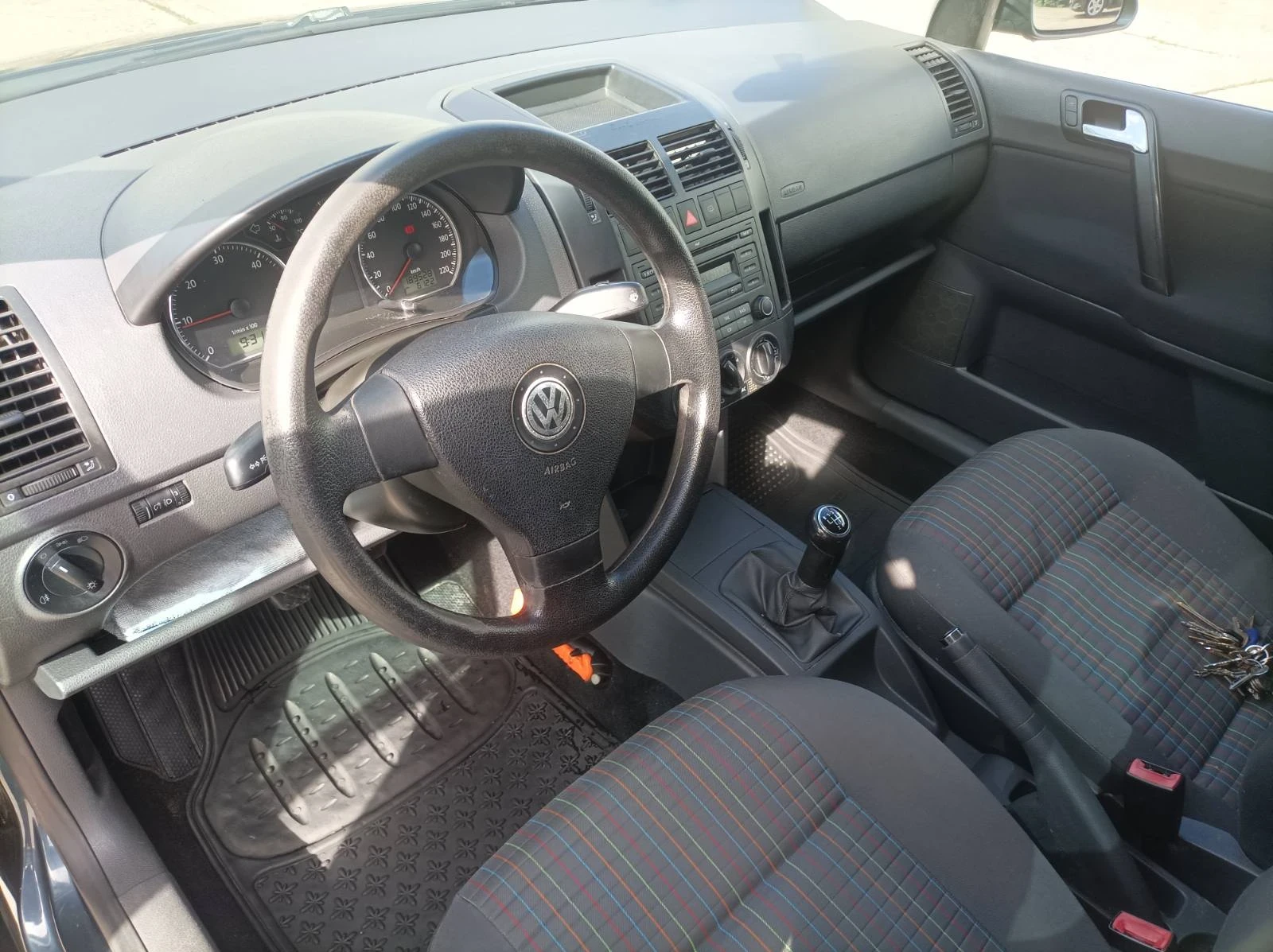 VW Polo 1.4 TDI, снимка 11 - Автомобили и джипове - 53894717