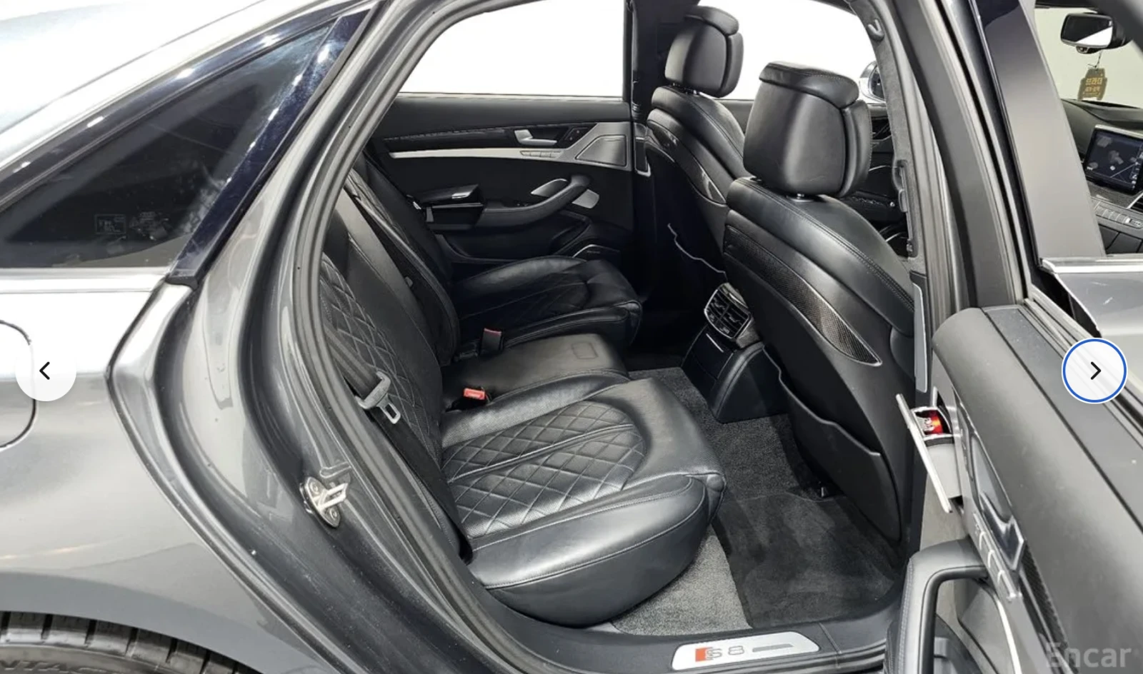 Audi S8 CARBON* B&O* DISTRONIC* МАСАЖ* HEAD-UP* 360 КАМЕРИ, снимка 16 - Автомобили и джипове - 54084474