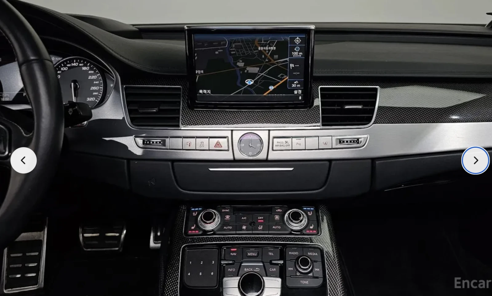 Audi S8 CARBON* B&O* DISTRONIC* МАСАЖ* HEAD-UP* 360 КАМЕРИ, снимка 13 - Автомобили и джипове - 54084474