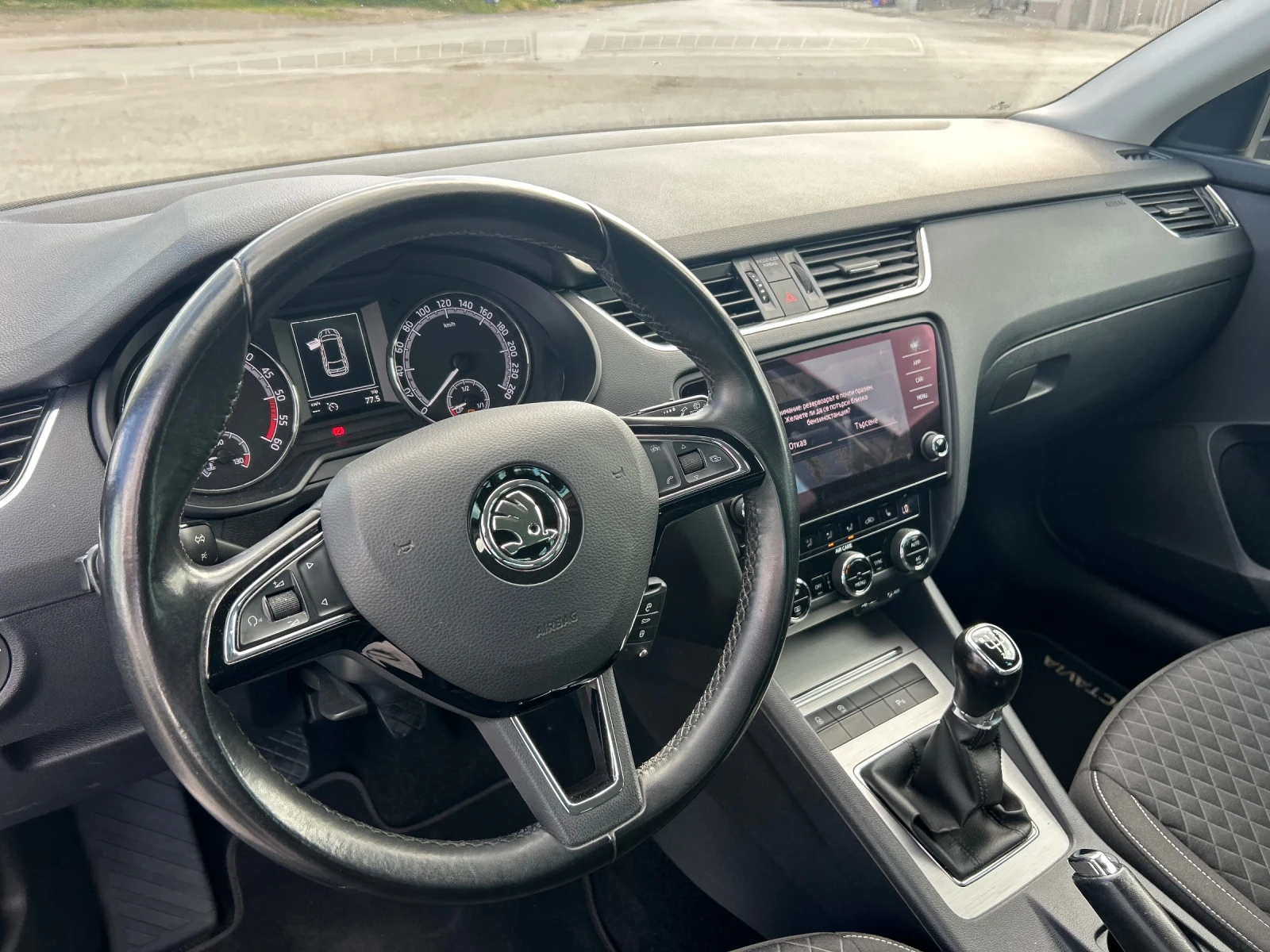 Skoda Octavia 1.6TDI 116ps NAVI FULL LED 2019г ТОП, снимка 15 - Автомобили и джипове - 54607197