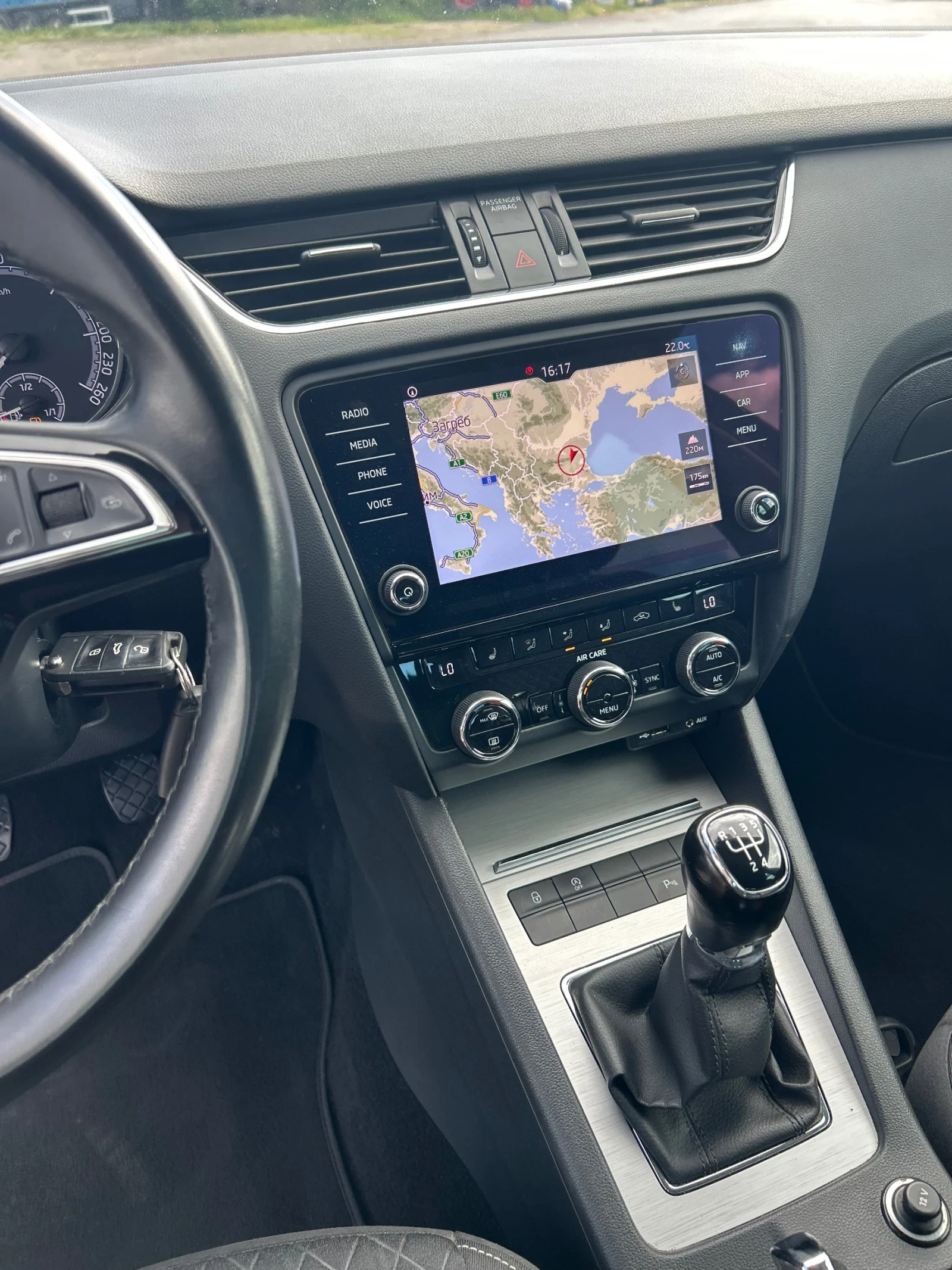 Skoda Octavia 1.6TDI 116ps NAVI FULL LED 2019г ТОП, снимка 16 - Автомобили и джипове - 54607197