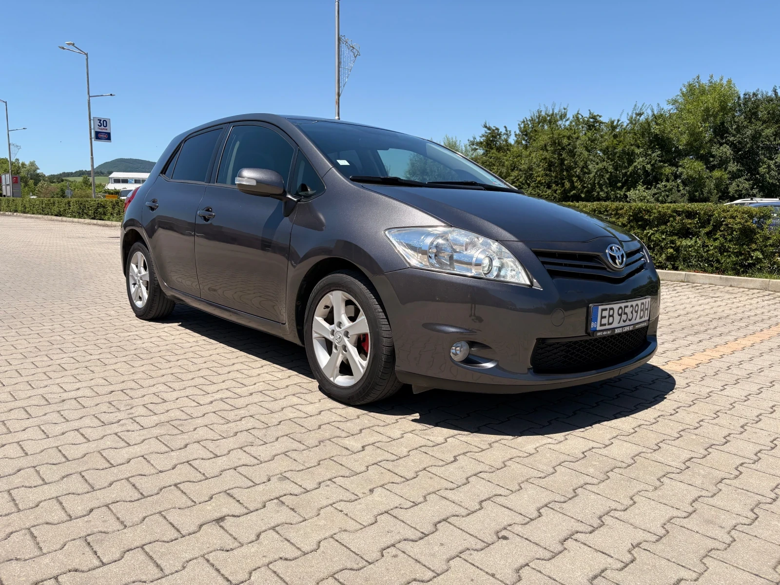 Toyota Auris Отлична! 2.0 D4D