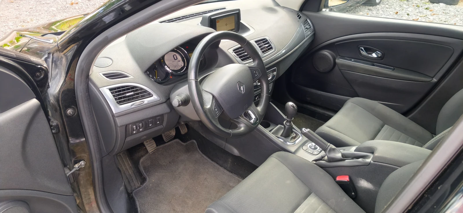 Renault Megane 1.2, 16v, 116, снимка 9 - Автомобили и джипове - 55165778