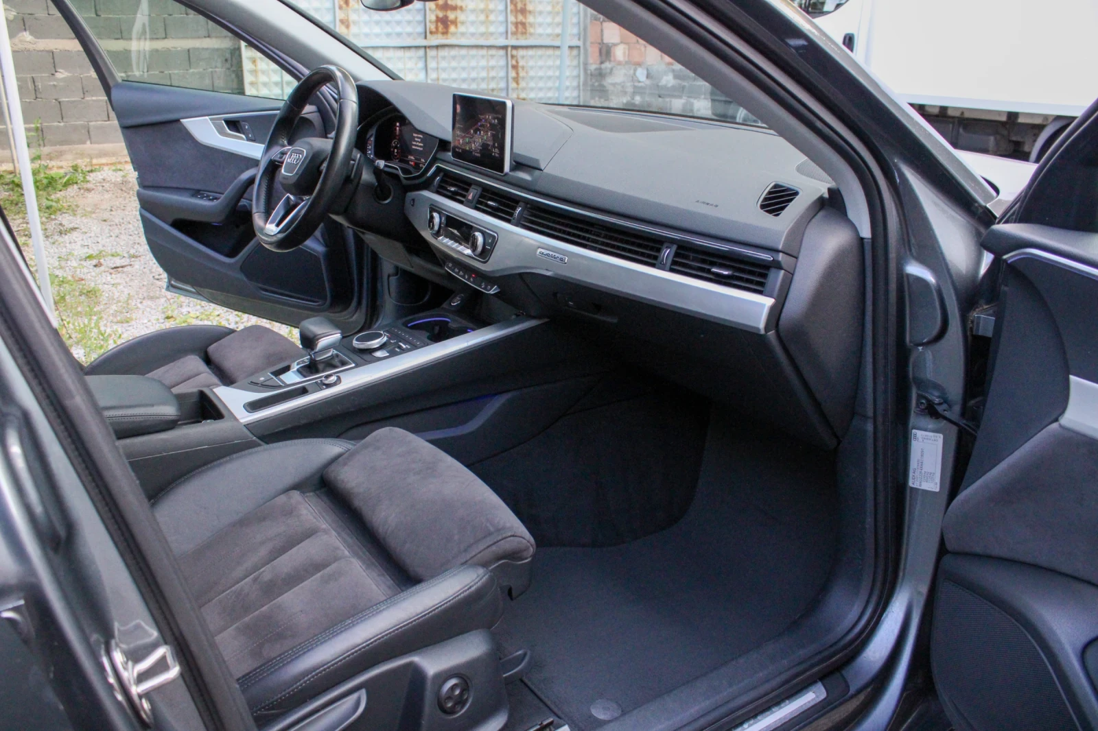 Audi A4 Allroad 2.0TDI 190КС , снимка 10 - Автомобили и джипове - 55451984