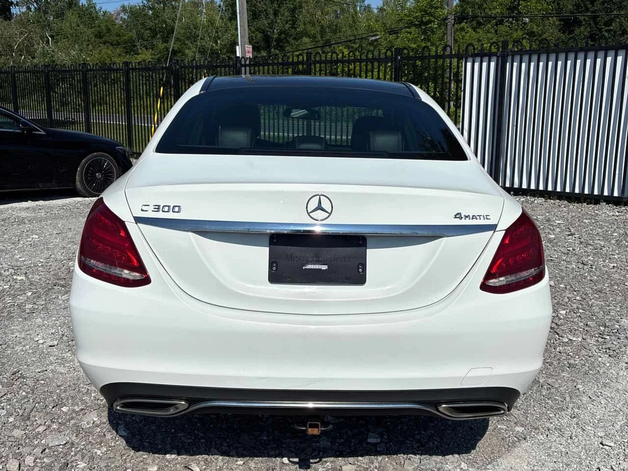 Mercedes-Benz C 300 4MATIC | CARFAX | АВТОКРЕДИТ БЕЗ ПЪРВОНАЧАЛНА, снимка 5 - Автомобили и джипове - 55494988