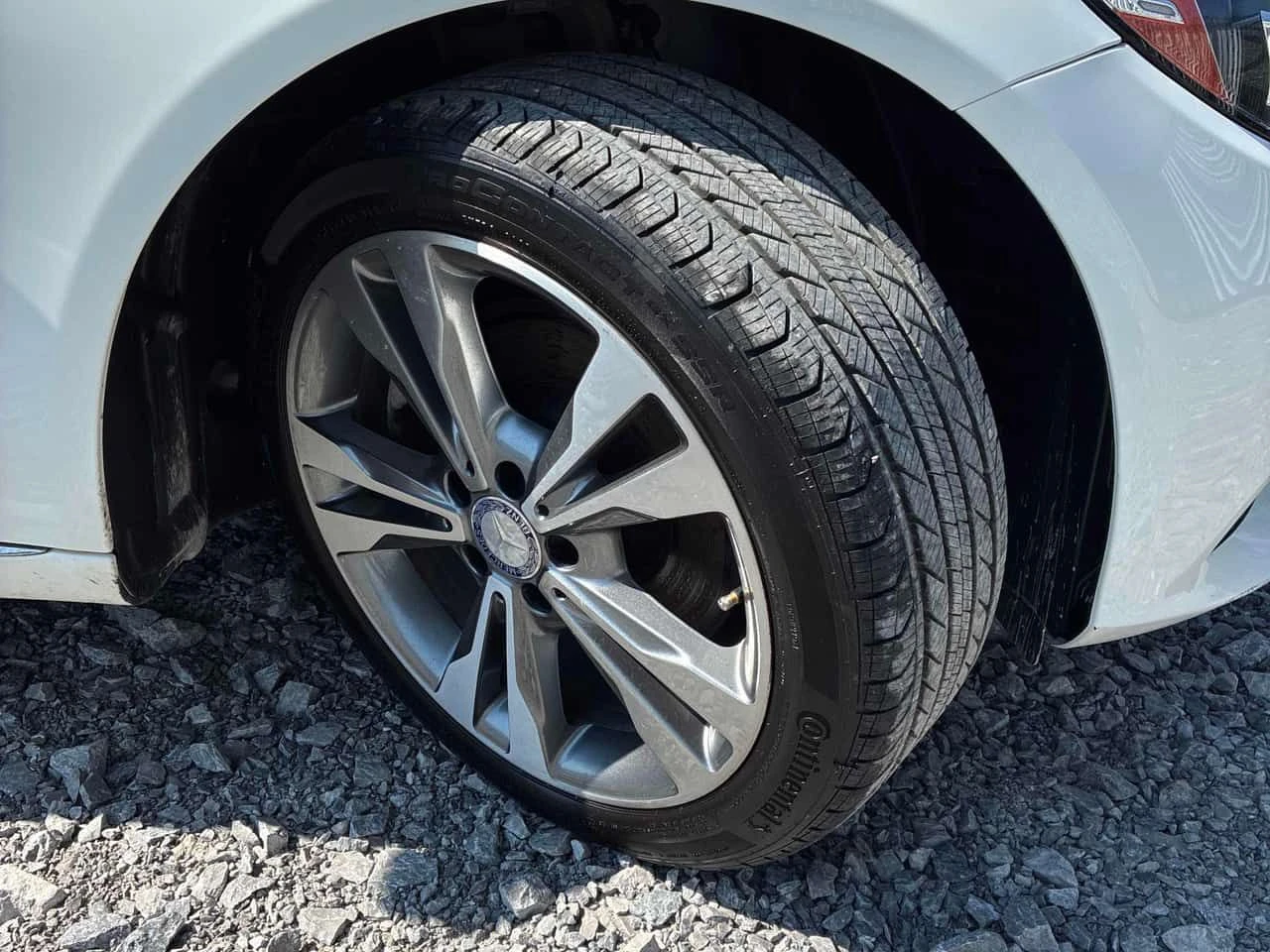 Mercedes-Benz C 300 4MATIC | CARFAX | АВТОКРЕДИТ БЕЗ ПЪРВОНАЧАЛНА, снимка 6 - Автомобили и джипове - 55494988