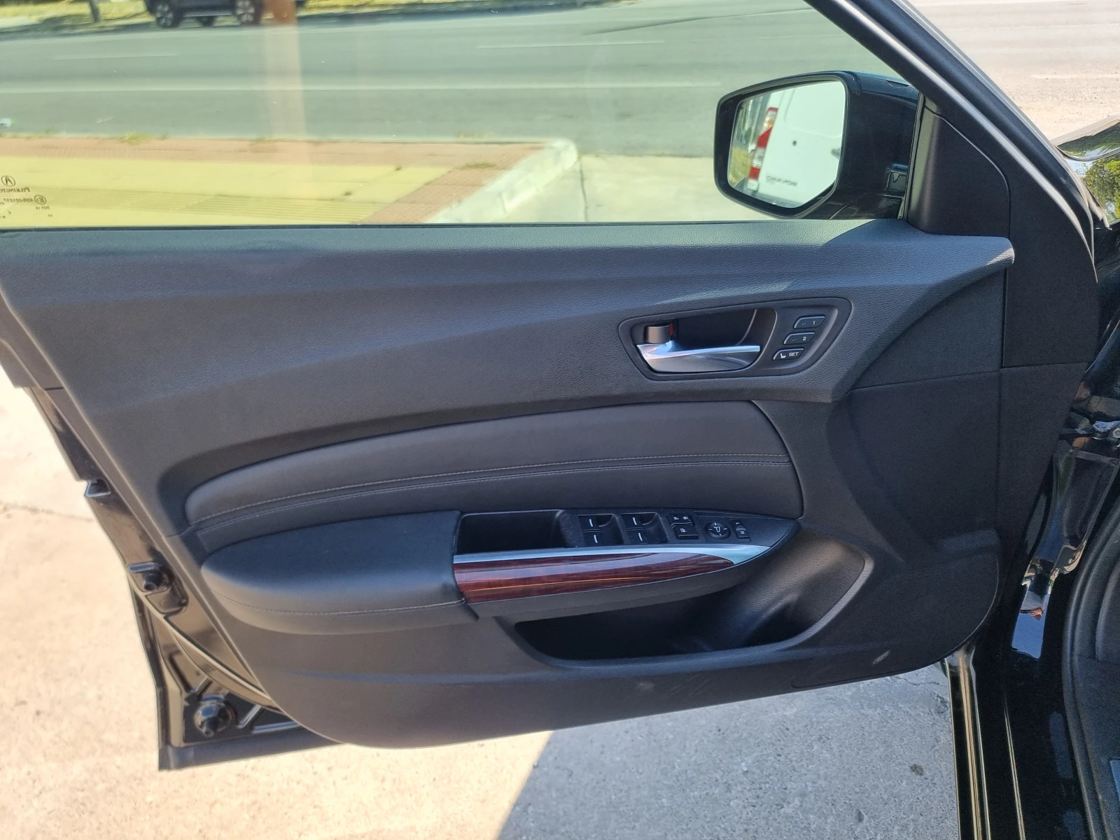 Acura TLX, снимка 12 - Автомобили и джипове - 55709570