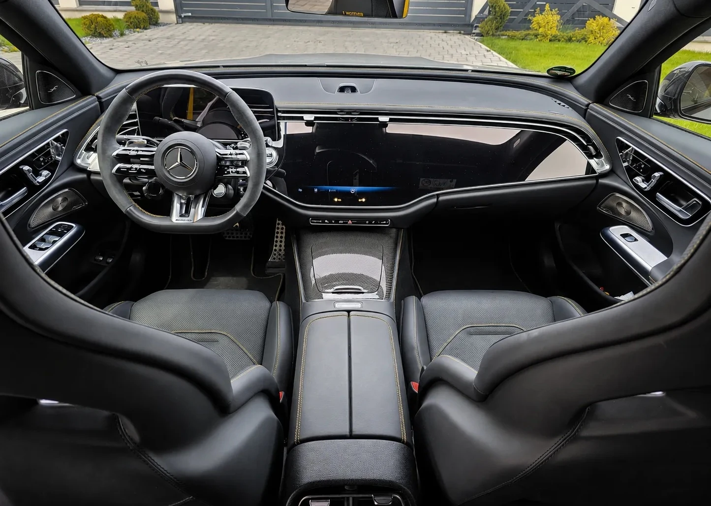 Mercedes-Benz E 53 AMG 4Matic+ Edition 1 Plug-In Hybrid, снимка 4 - Автомобили и джипове - 55829356