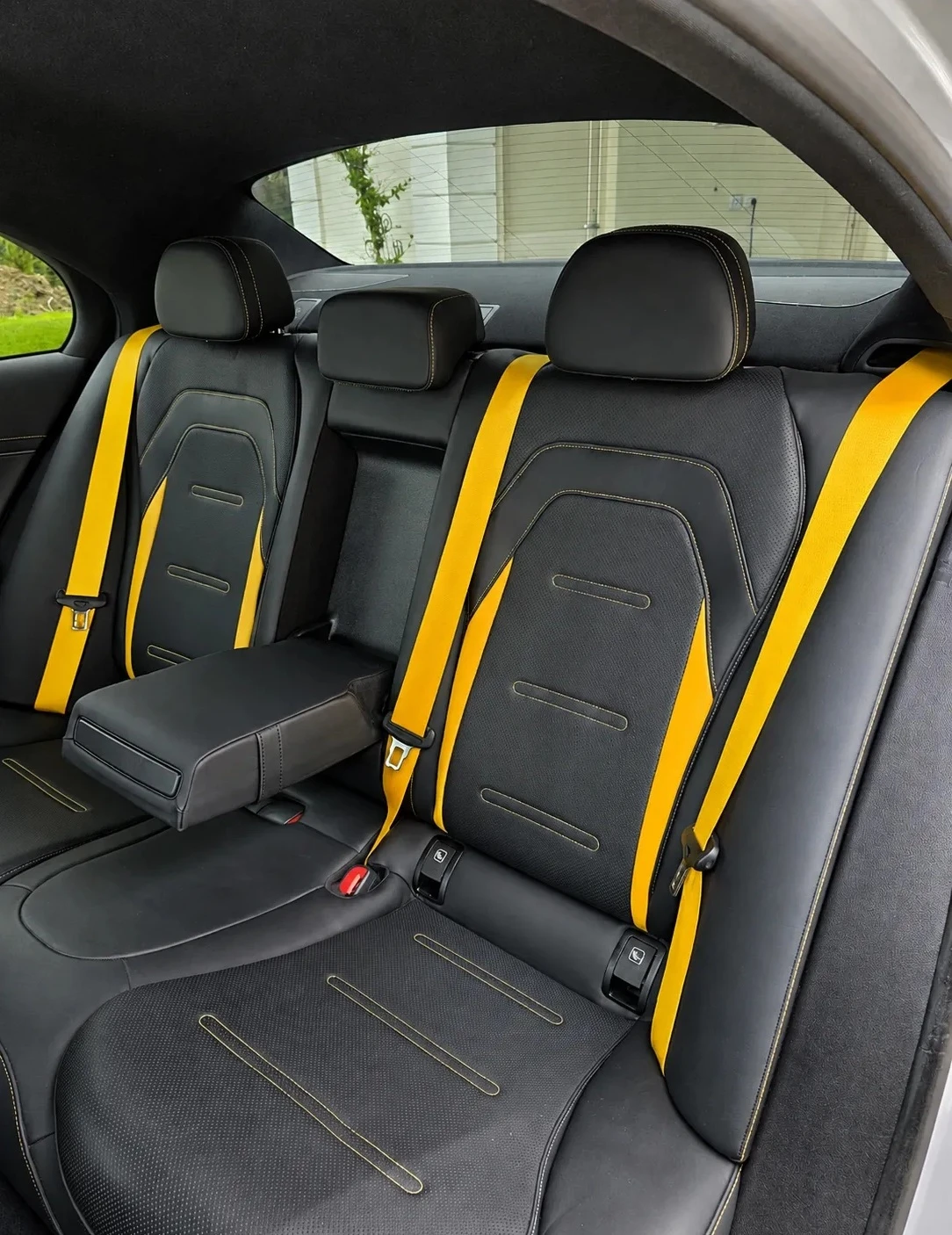 Mercedes-Benz E 53 AMG 4Matic+ Edition 1 Plug-In Hybrid, снимка 8 - Автомобили и джипове - 55829356
