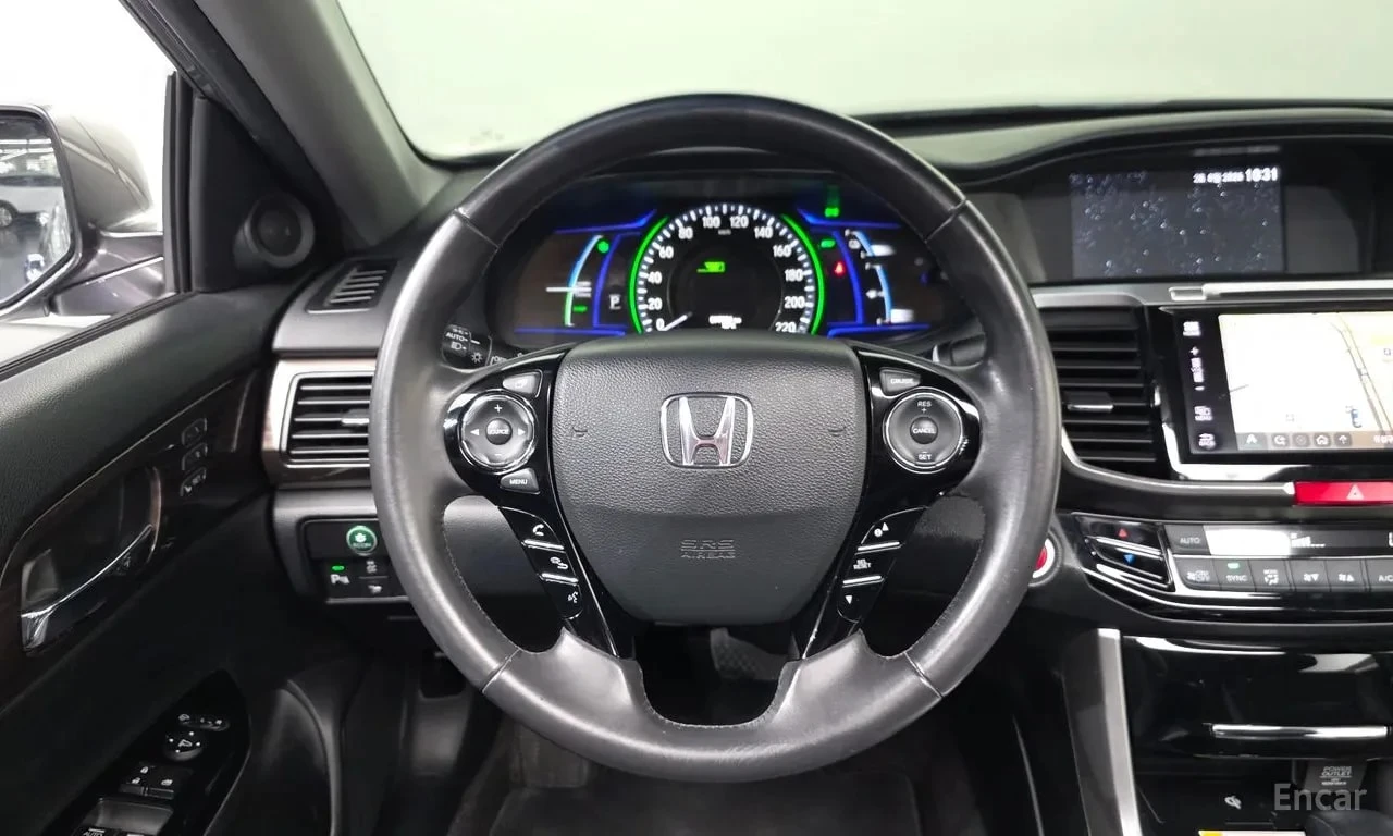 Honda Accord 2.0 Hybrid/КОЖА/ФИНАНСИРАНЕ , снимка 14 - Автомобили и джипове - 56103102