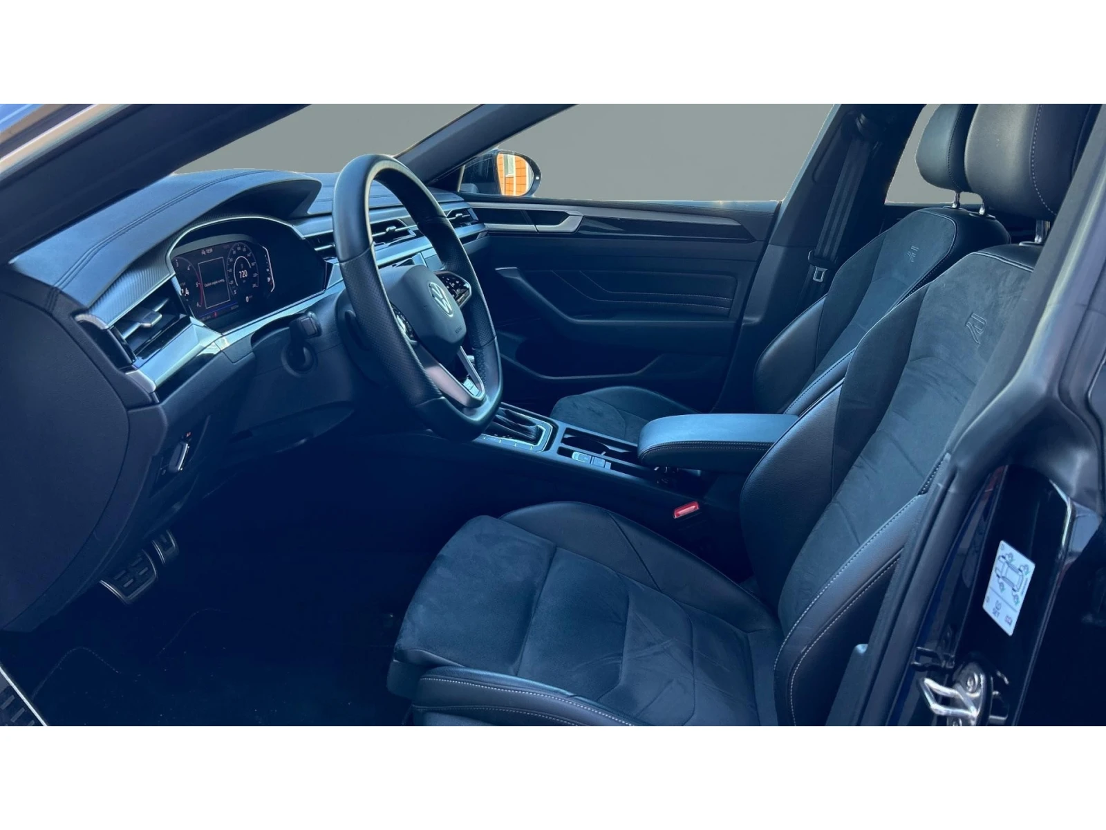 VW Arteon  2.0 TDi DSG SCR  R-Line  4Motion, Месечна вноска , снимка 11 - Автомобили и джипове - 56133596