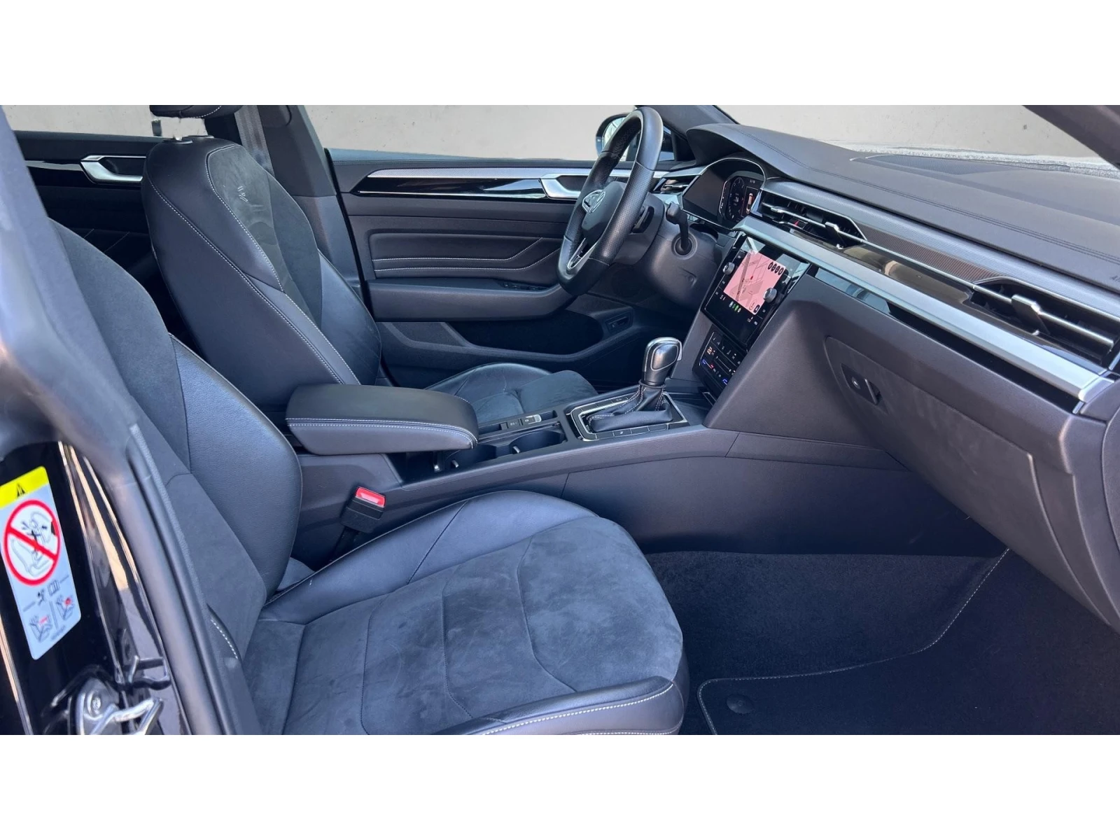 VW Arteon  2.0 TDi DSG SCR  R-Line  4Motion, Месечна вноска , снимка 9 - Автомобили и джипове - 56133596