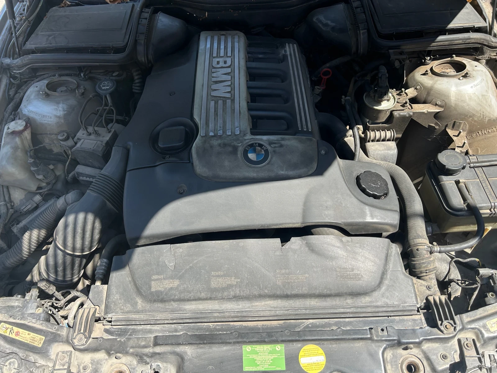 BMW 525, снимка 10 - Автомобили и джипове - 56523075