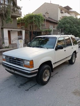 Ford Explorer XLT, снимка 1