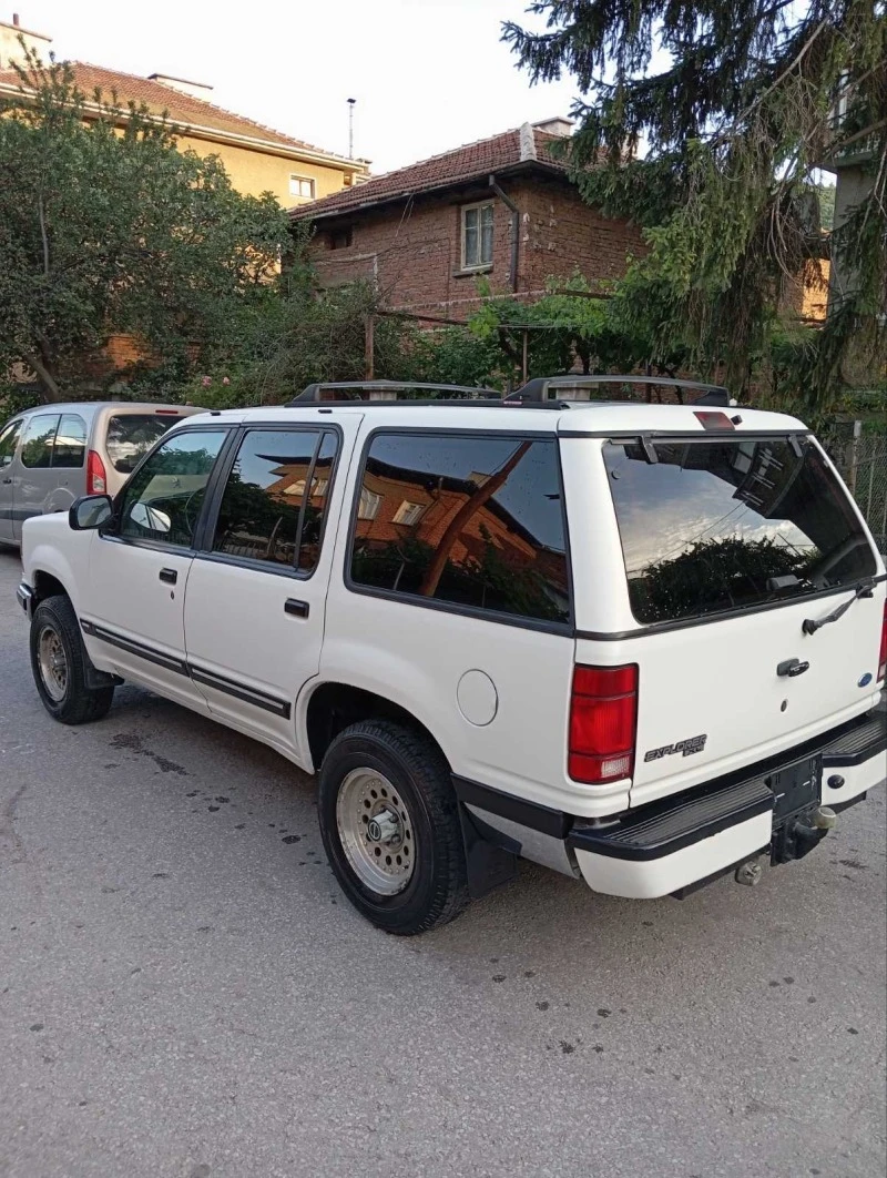 Ford Explorer XLT, снимка 6 - Автомобили и джипове - 46233633