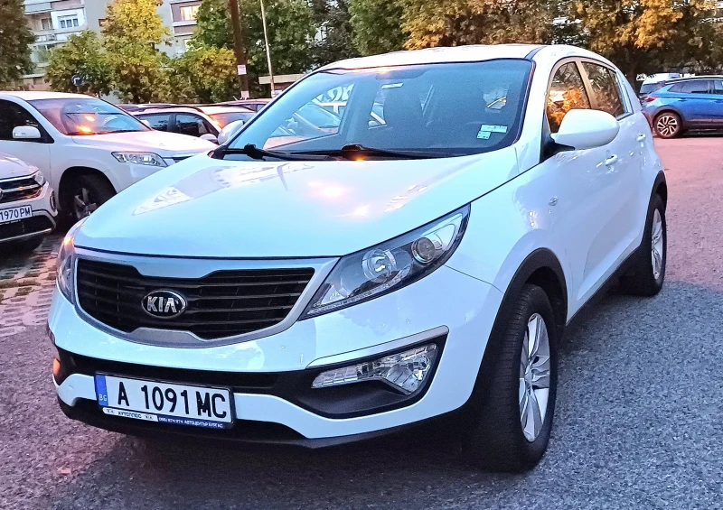 Kia Sportage 1.6i  2wd, снимка 1 - Автомобили и джипове - 48481638