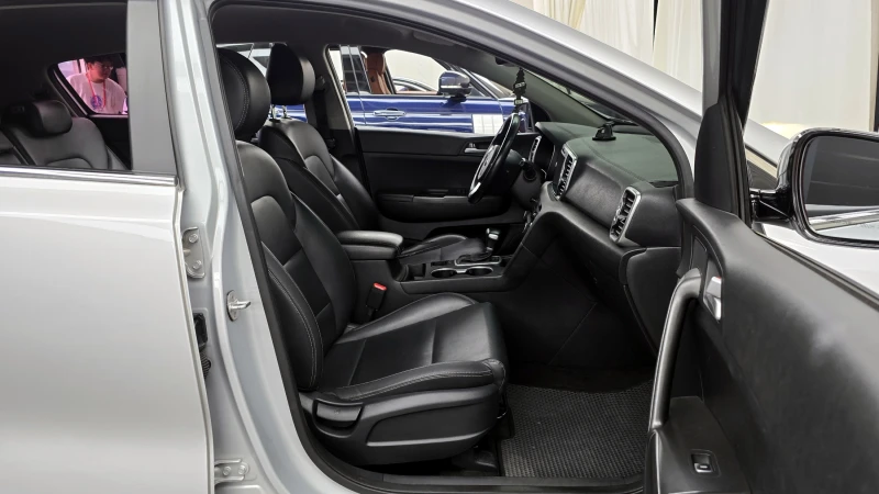 Kia Sportage 2.0 2WD PRESTIGE autogeorge.com, снимка 11 - Автомобили и джипове - 51903294