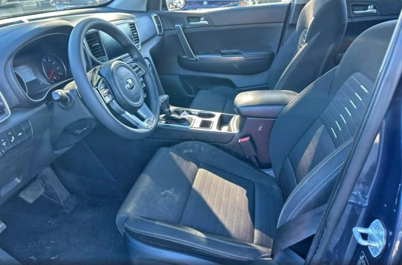 Kia Sportage * LX * CARFAX * , снимка 5 - Автомобили и джипове - 53020624