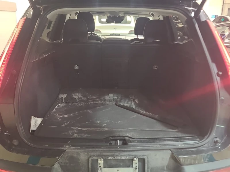 Volvo XC40 MOMENTUM  CARFAX, снимка 13 - Автомобили и джипове - 53090017