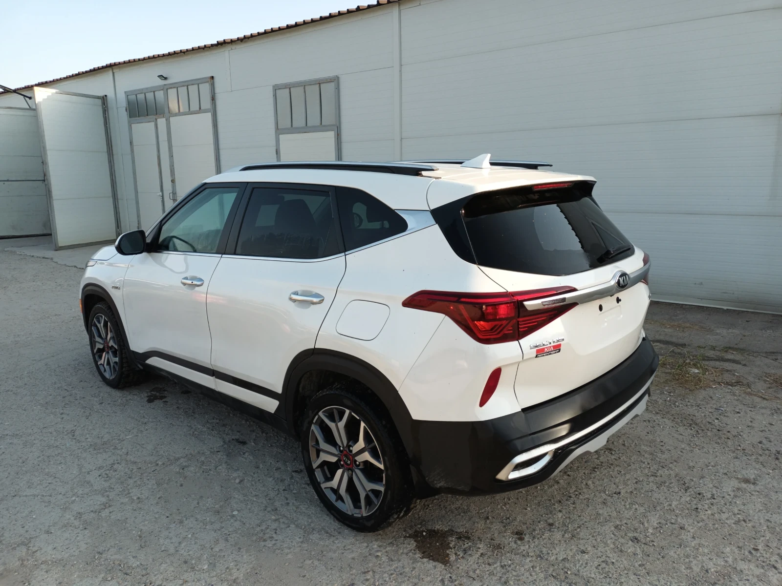 Kia Seltos 1.6 T-GDI AWD - изображение 7