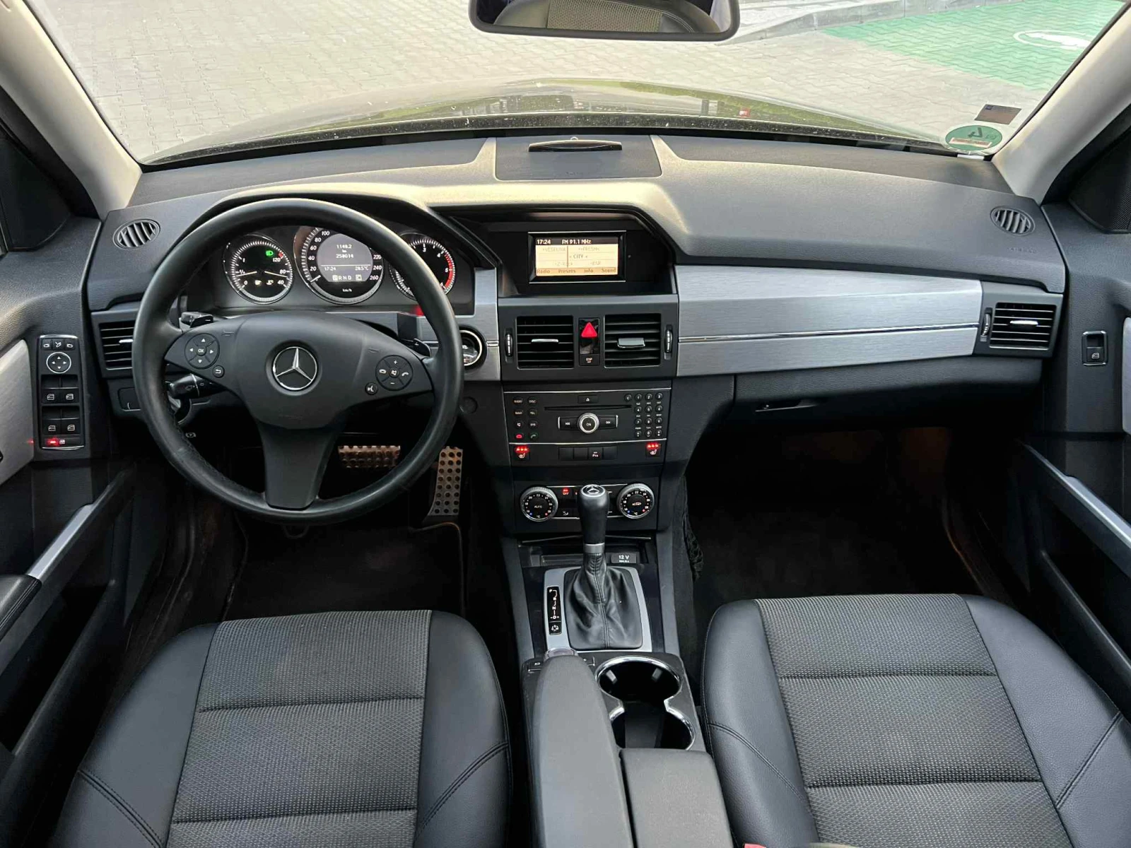 Mercedes-Benz GLK 350 - изображение 10