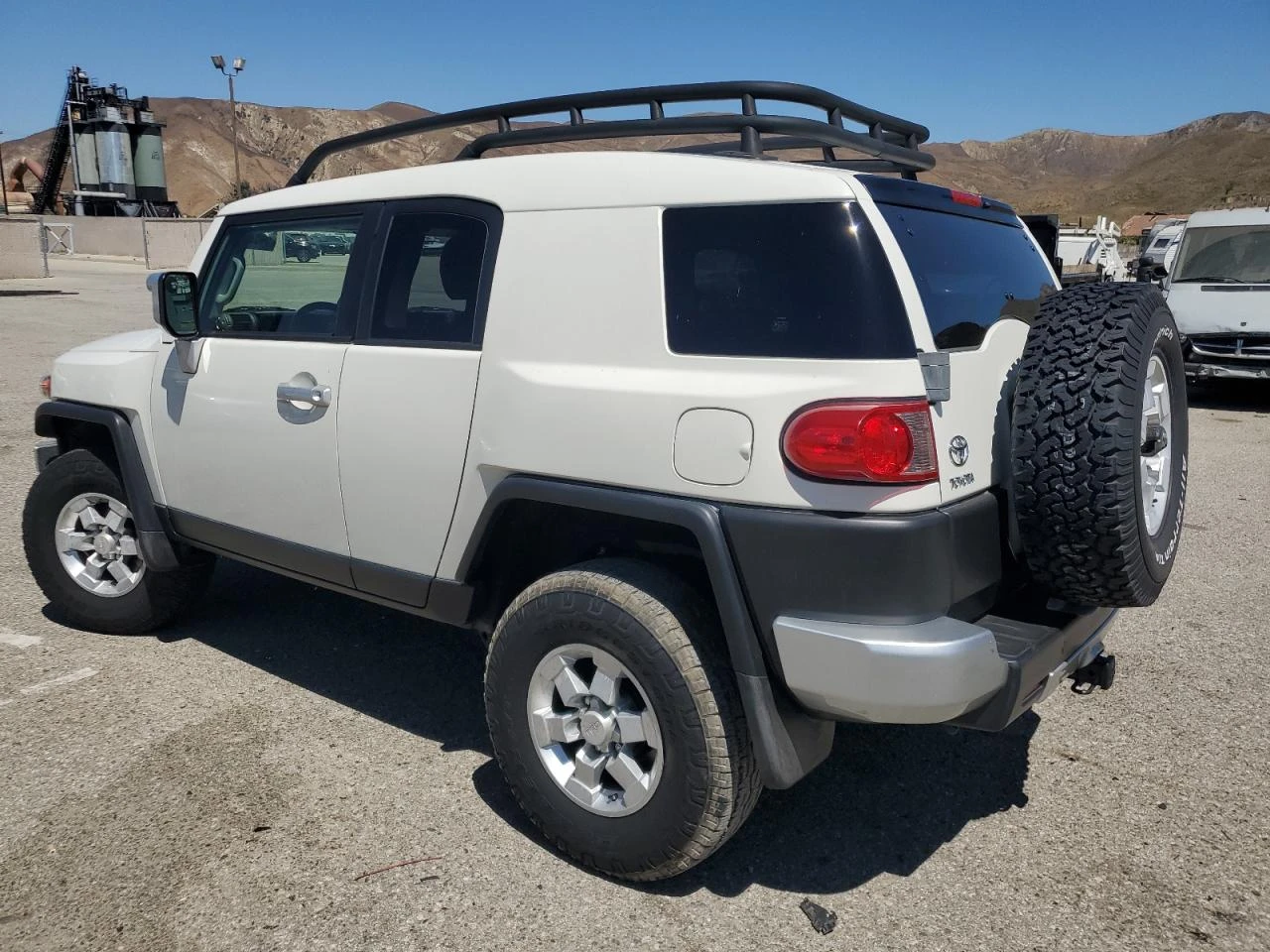 Toyota Fj cruiser 2010 TOYOTA FJ CRUISER - изображение 4