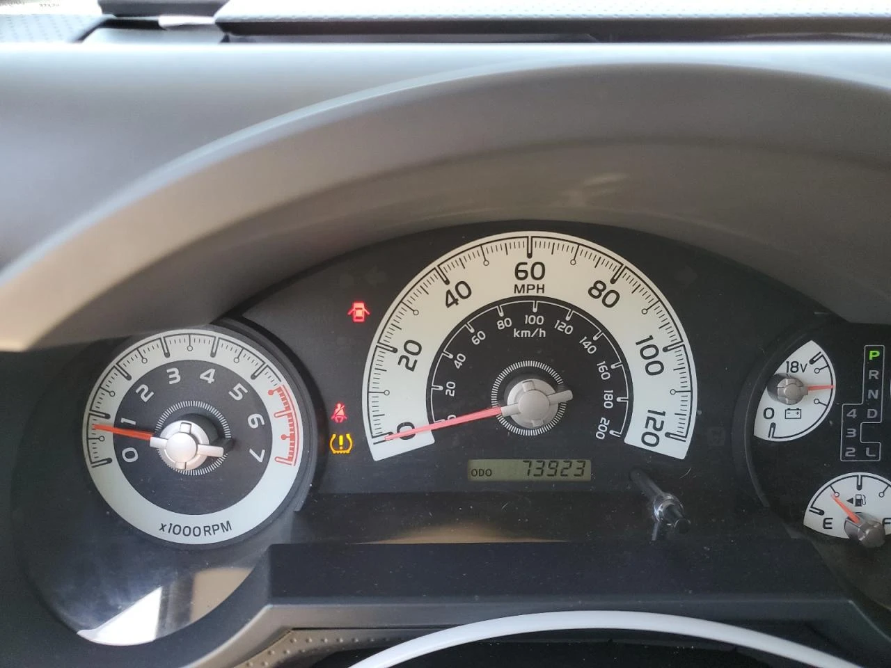 Toyota Fj cruiser 2010 TOYOTA FJ CRUISER - изображение 8