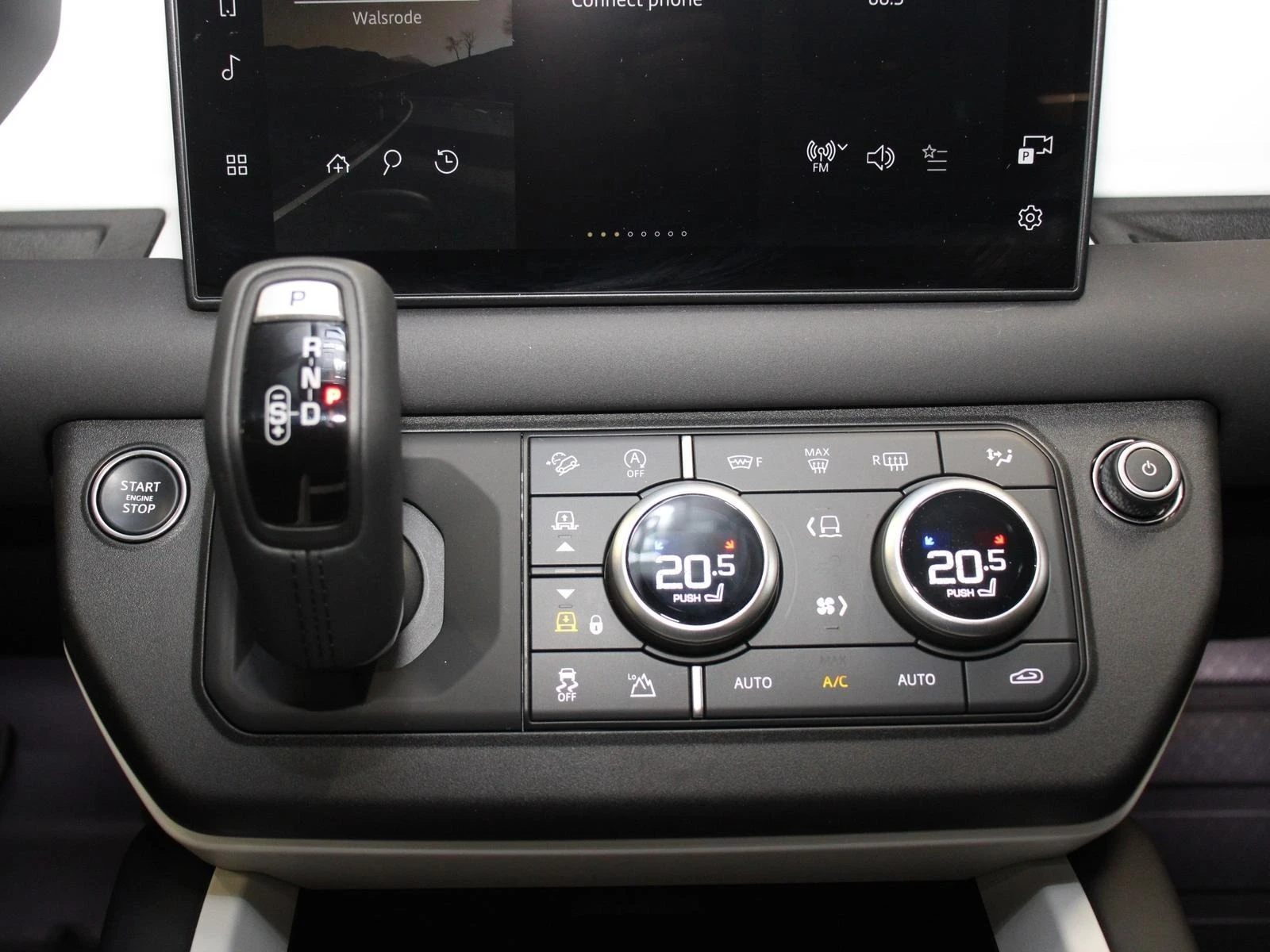 Land Rover Defender D300 X-DYNAMIC/PANO/360/MERIDIAN/HEAD UP/ | Mobile.bg   11