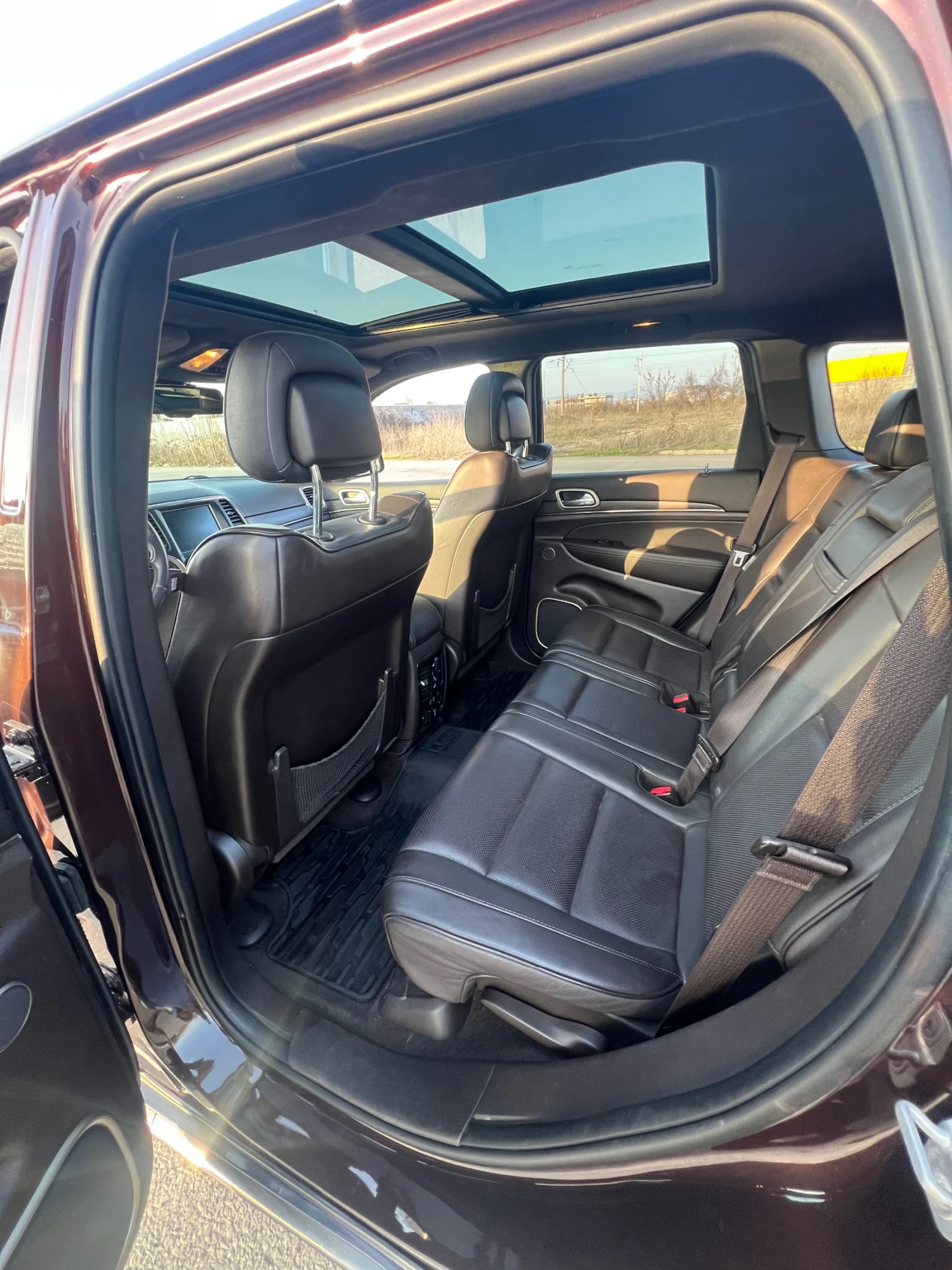 Jeep Grand cherokee 3.6 SUMMIT, снимка 13 - Автомобили и джипове - 53750254