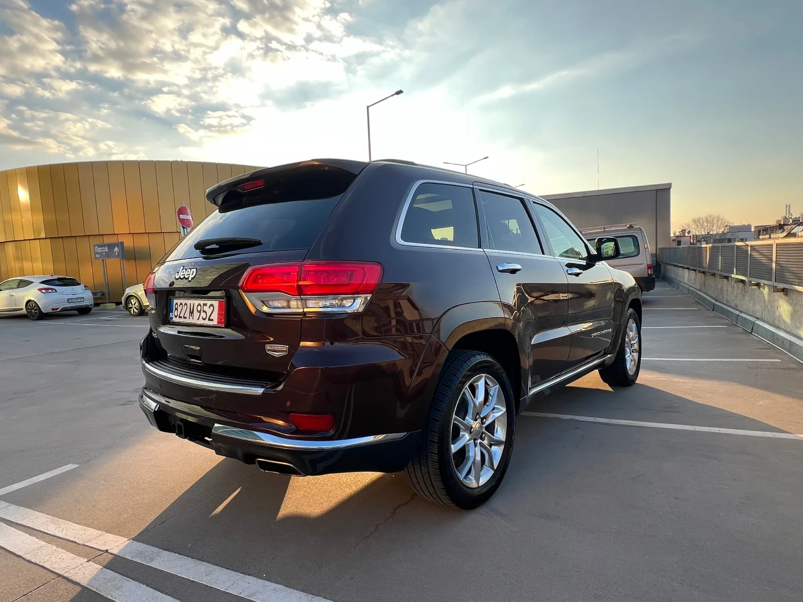 Jeep Grand cherokee 3.6 SUMMIT, снимка 6 - Автомобили и джипове - 53750254