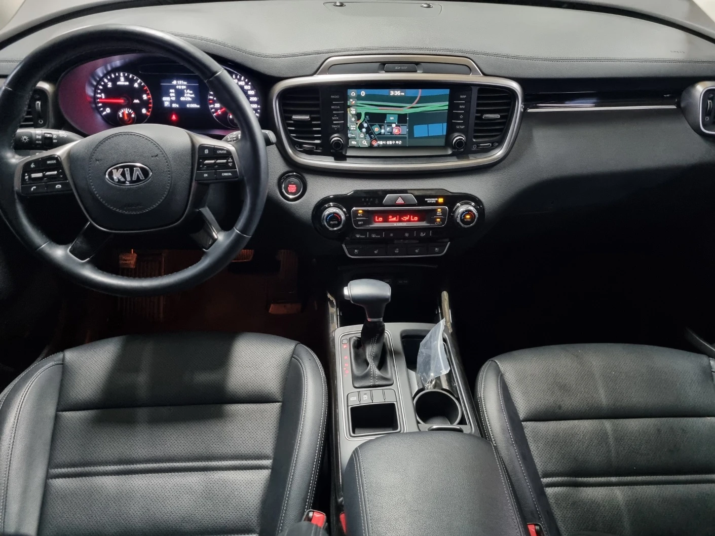 Kia Sorento, снимка 8 - Автомобили и джипове - 53878816