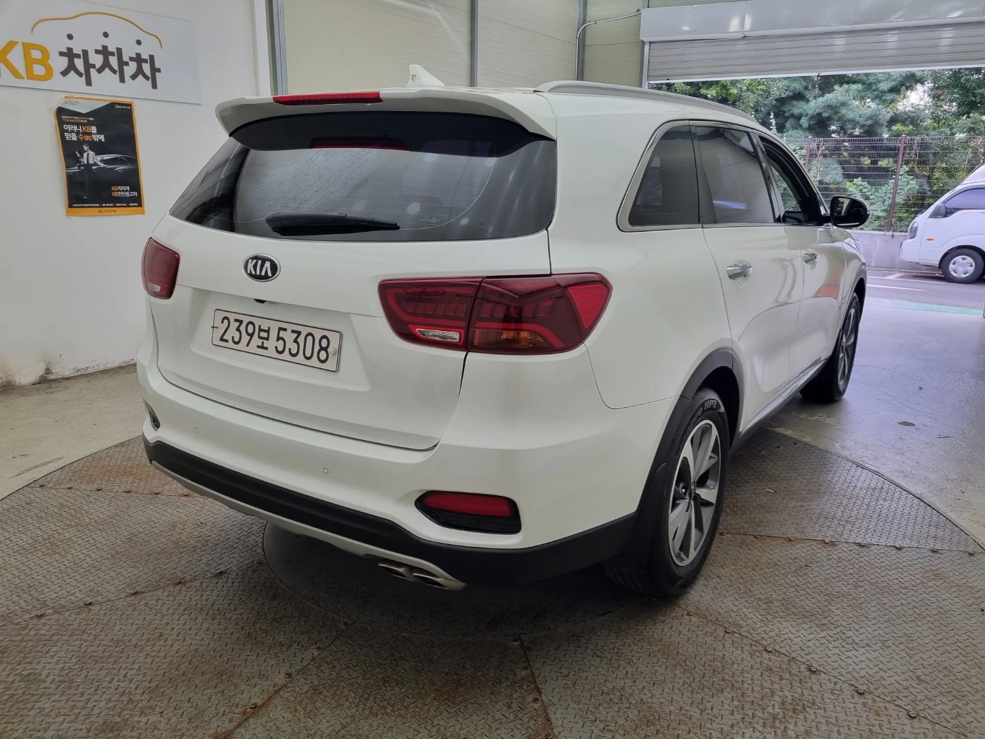 Kia Sorento, снимка 4 - Автомобили и джипове - 53878816