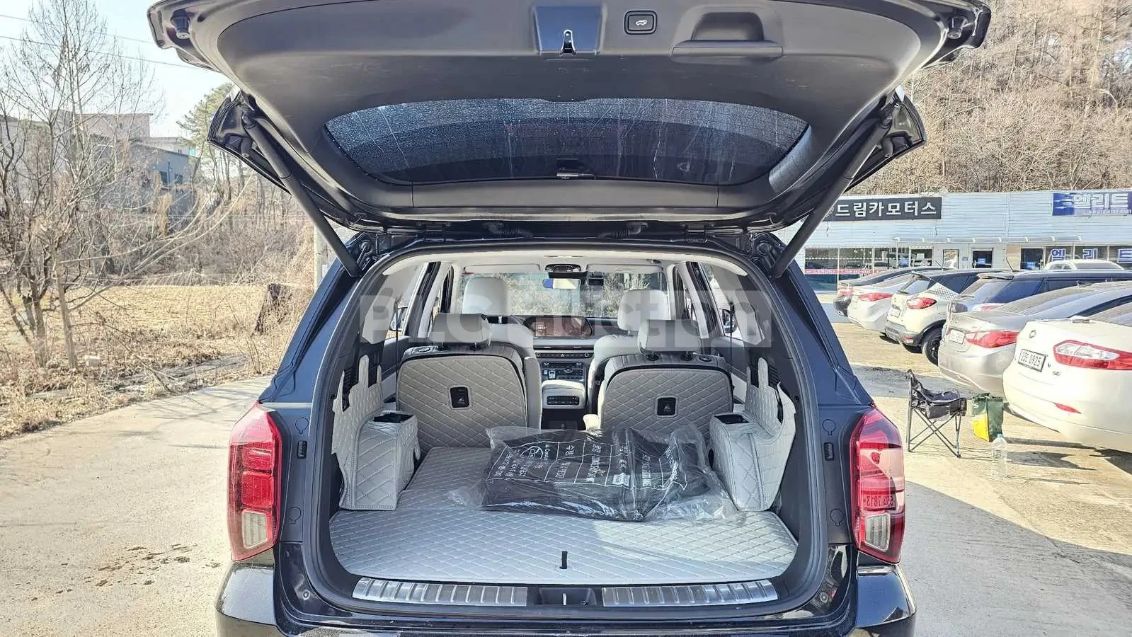 Hyundai Palisade 3.8 / 360  камери / Head-up, снимка 16 - Автомобили и джипове - 54328640