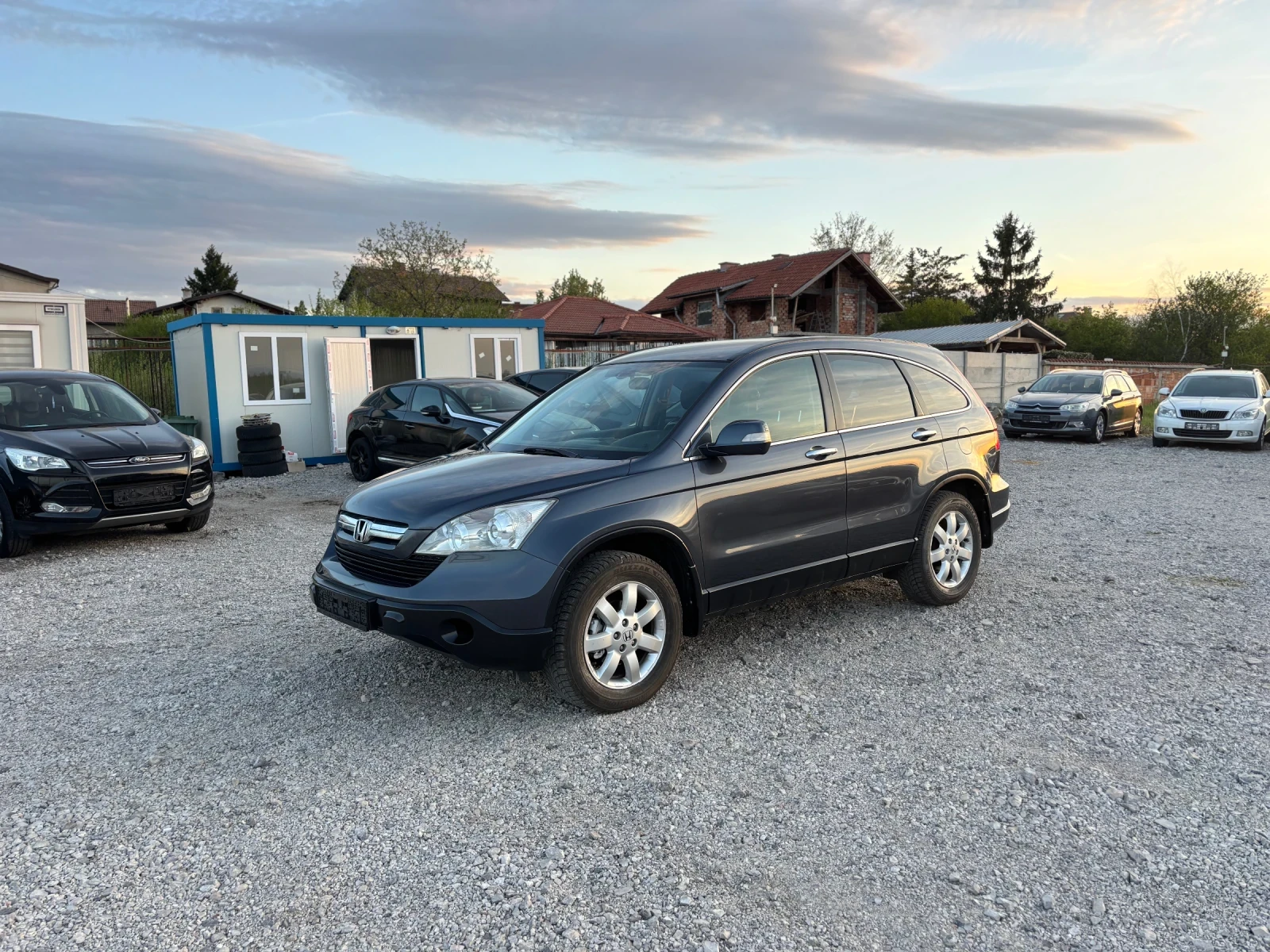 Honda Cr-v 2.2-140кс, снимка 3 - Автомобили и джипове - 54346680