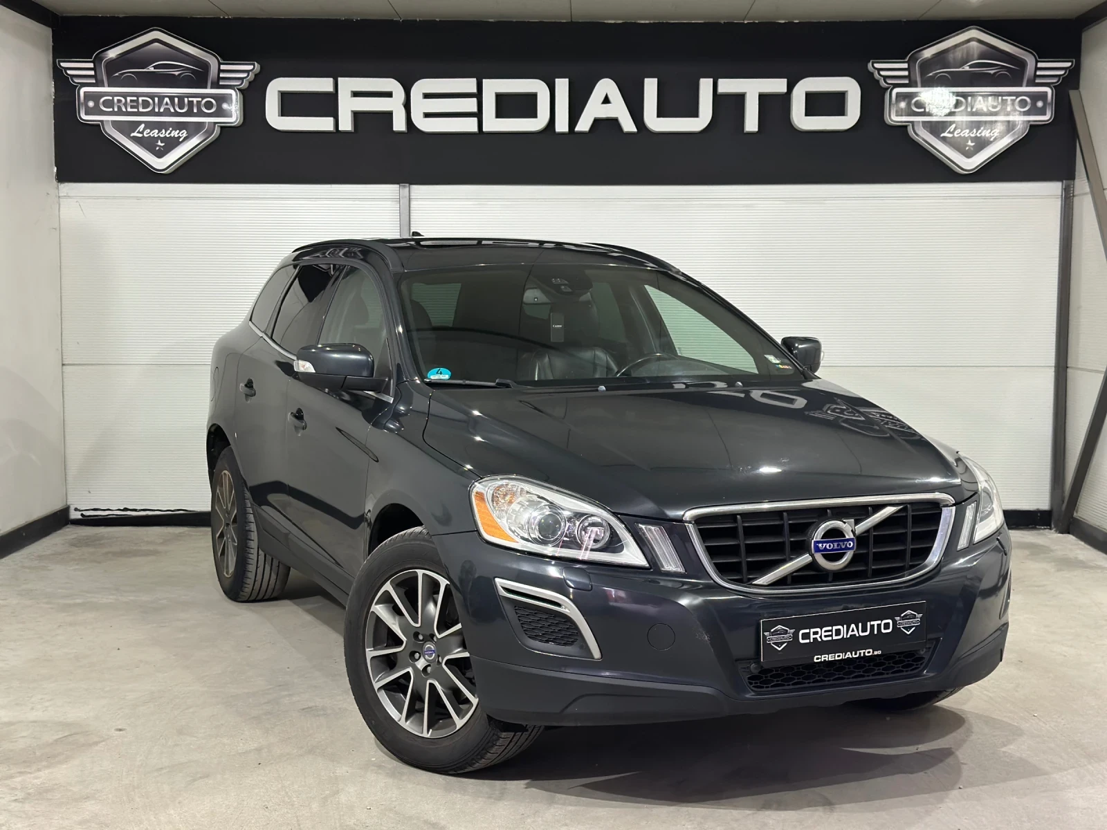 Volvo XC60 Face* Panorama* inscription, снимка 3 - Автомобили и джипове - 54355896