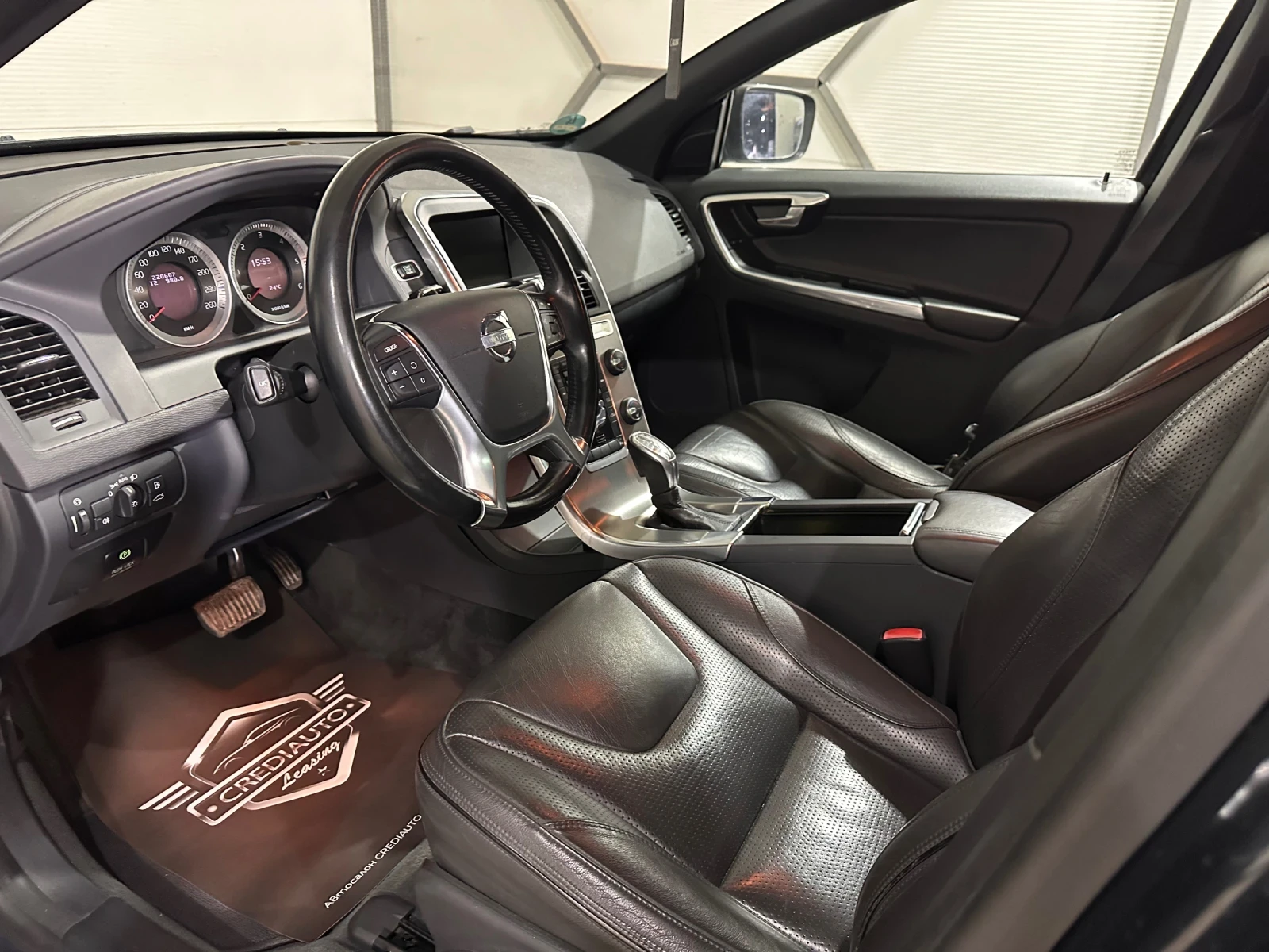 Volvo XC60 Face* Panorama* inscription, снимка 7 - Автомобили и джипове - 54355896