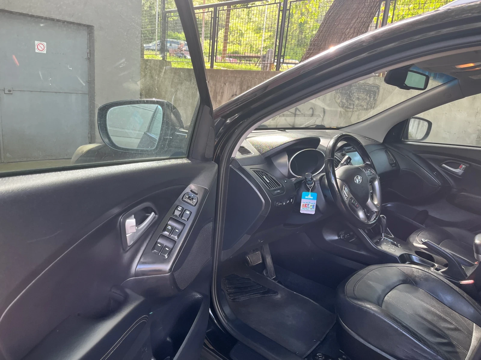Hyundai IX35 2.0crdi facelift Нов Внос Швейцария Топ състояние , снимка 7 - Автомобили и джипове - 54866244