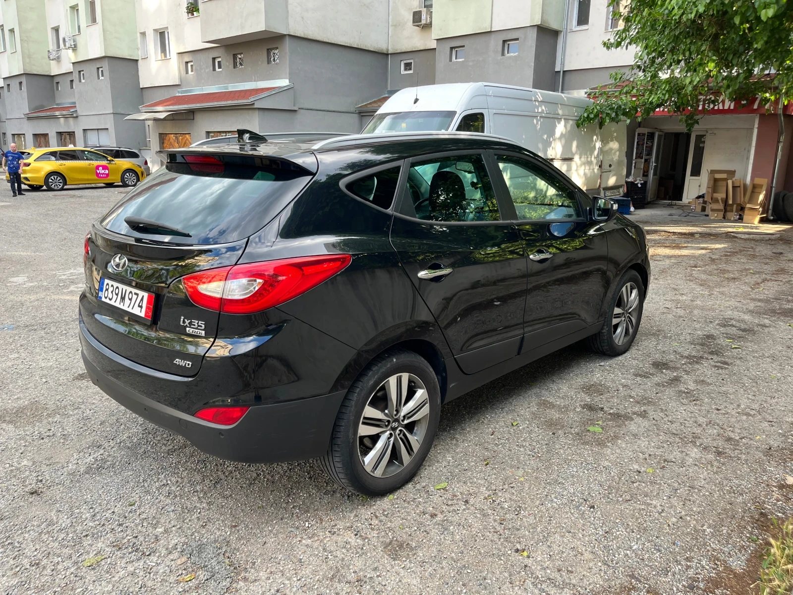 Hyundai IX35 2.0crdi facelift Нов Внос Швейцария Топ състояние , снимка 4 - Автомобили и джипове - 54866244