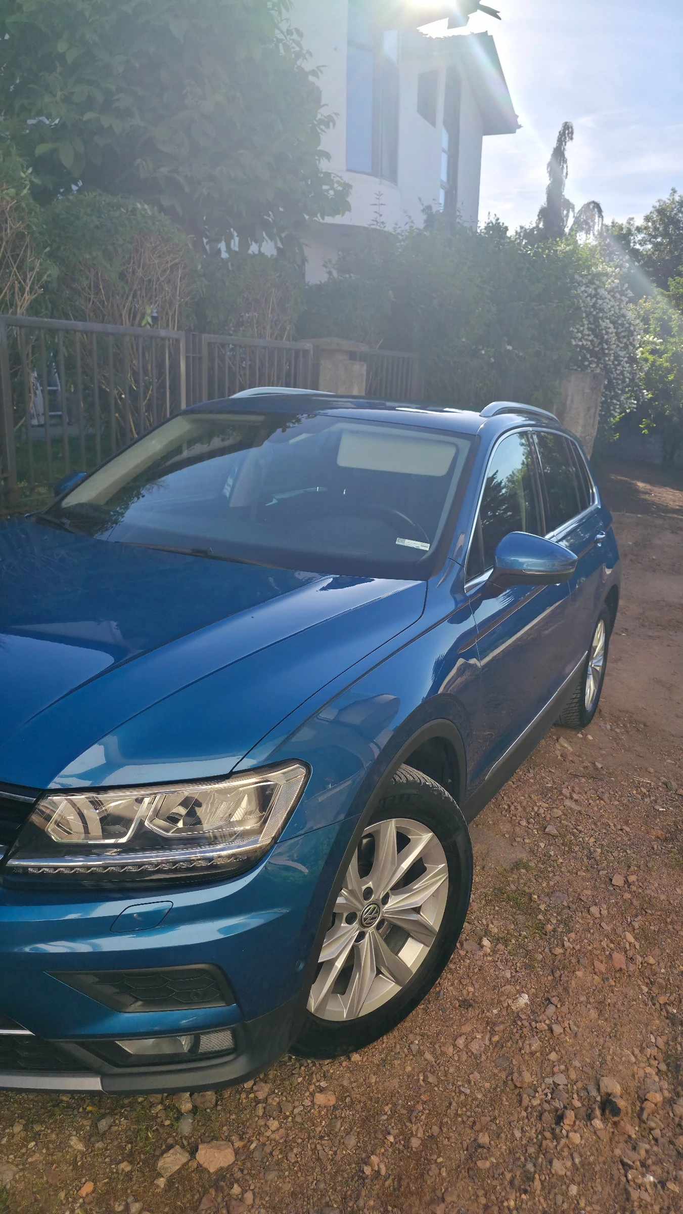 VW Tiguan Highline 4motion 220 к.с., снимка 3 - Автомобили и джипове - 55640677