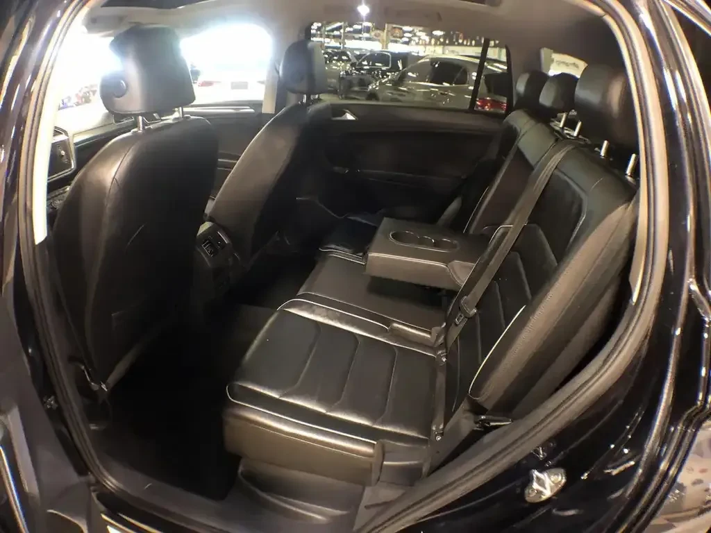 VW Tiguan Highline 4MOTION | Panoramic | Blind Spot | CarPla, снимка 15 - Автомобили и джипове - 55823118