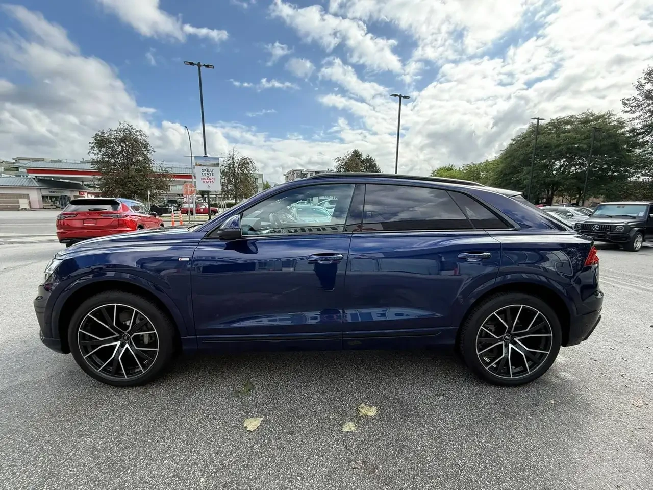 Audi Q8, снимка 8 - Автомобили и джипове - 56181104