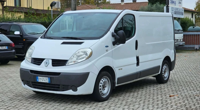 Opel Vivaro 2.0 dCi 2.5dCi 2.0 i 8 броя , снимка 3 - Бусове и автобуси - 48554577