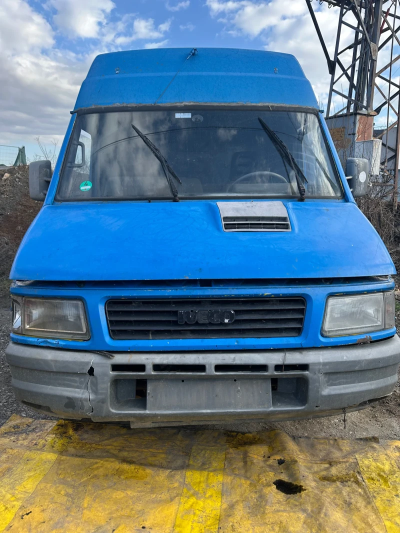 Iveco Daily, снимка 1 - Бусове и автобуси - 48907901