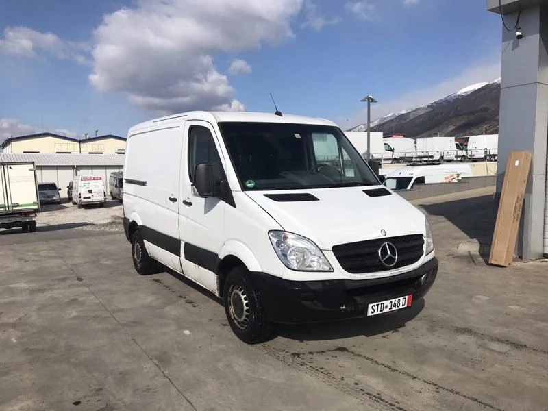 Mercedes-Benz 313 Sprinter НА ЧАСТИ, снимка 2 - Бусове и автобуси - 29550013