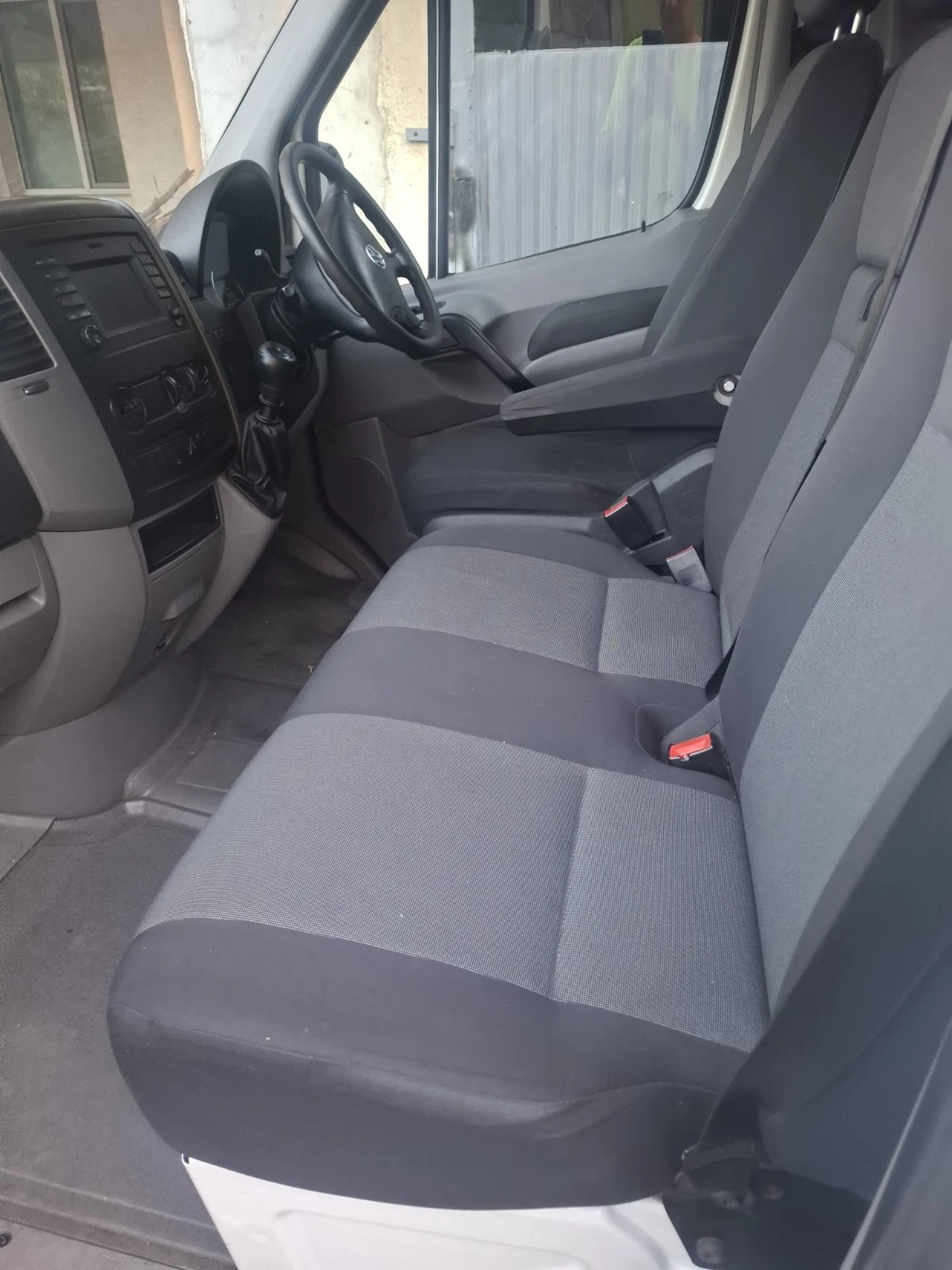 VW Crafter Товарен Maxi Baza - изображение 3