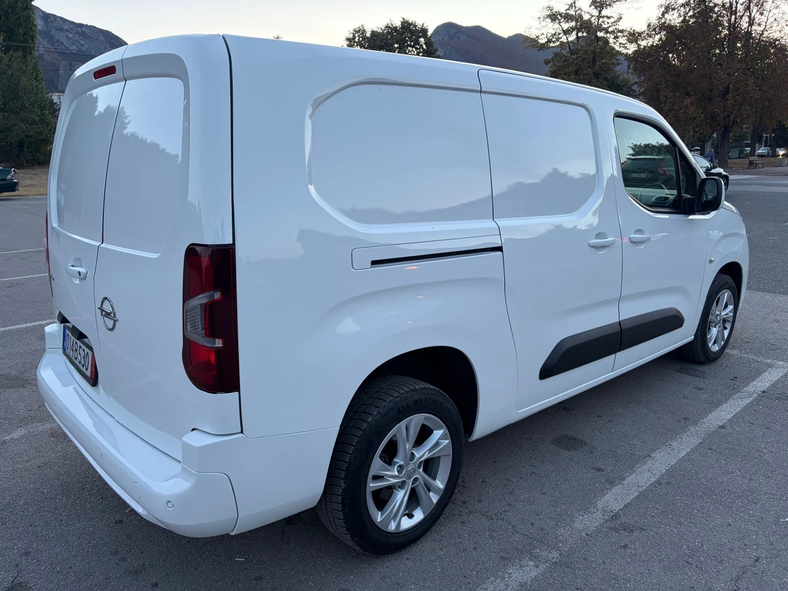 Opel Combo 1.5 CDTI Maxi Automatik , снимка 5 - Бусове и автобуси - 56363568