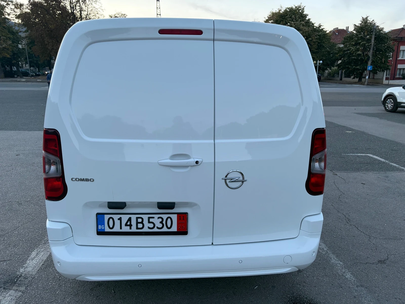 Opel Combo 1.5 CDTI Maxi Automatik , снимка 4 - Бусове и автобуси - 56363568