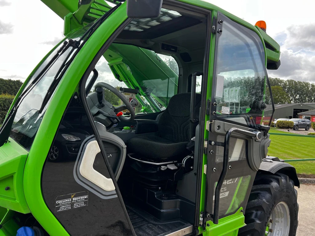 Телескопичен товарач Merlo TF42.7CS140, снимка 7 - Селскостопанска техника - 56328458